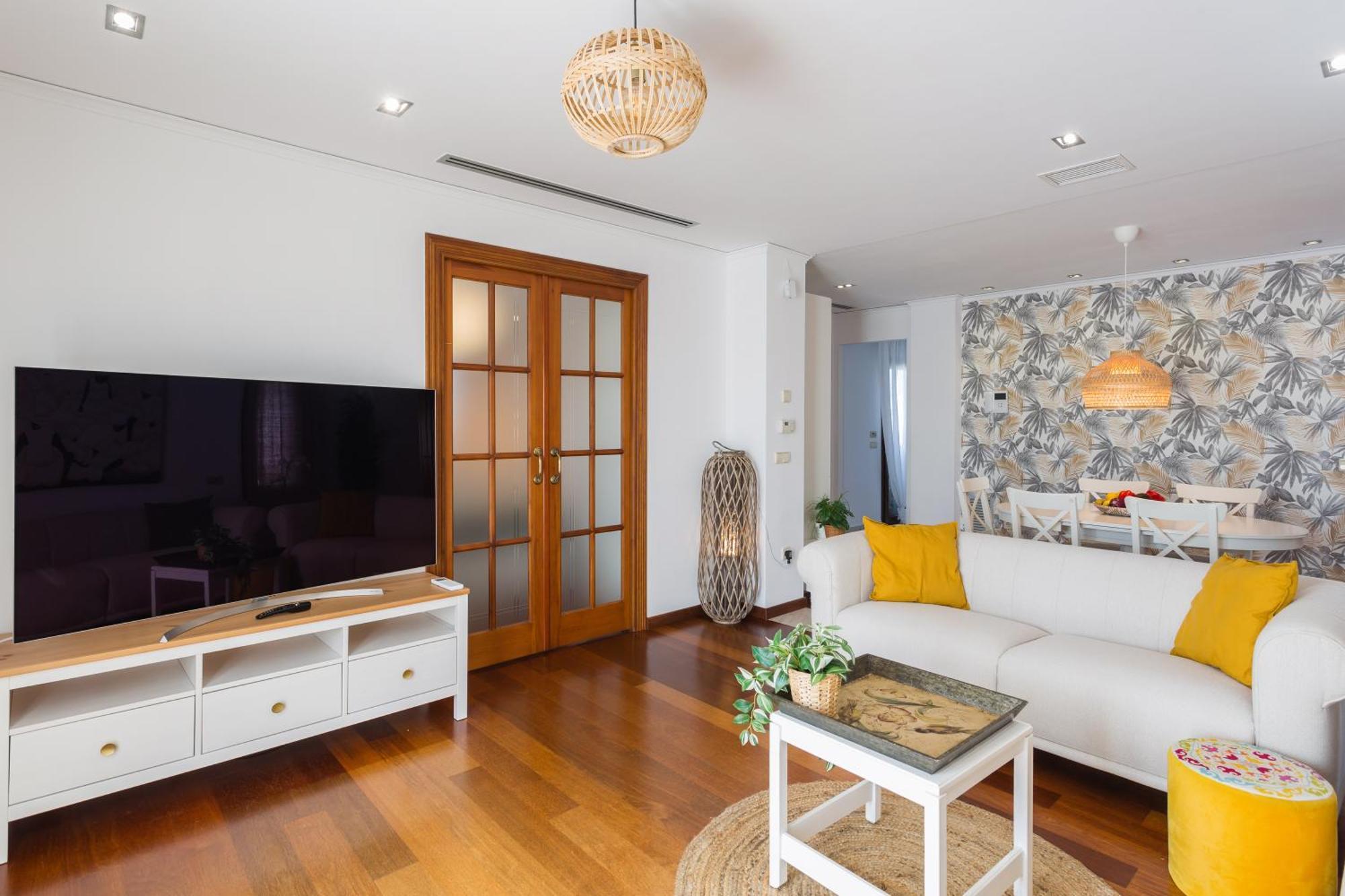 Resort Villa Luny غانديا المظهر الخارجي الصورة
