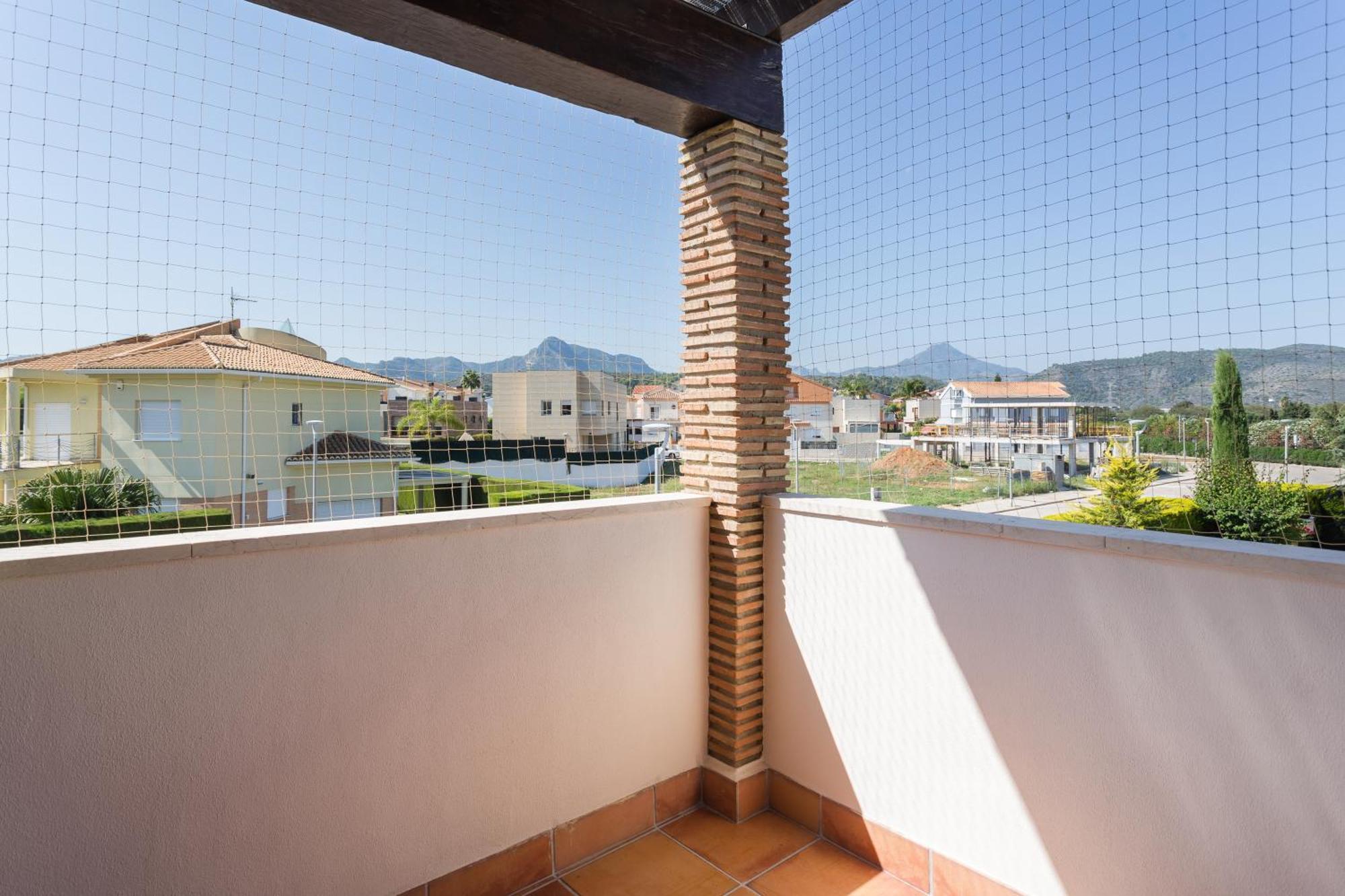 Resort Villa Luny غانديا المظهر الخارجي الصورة