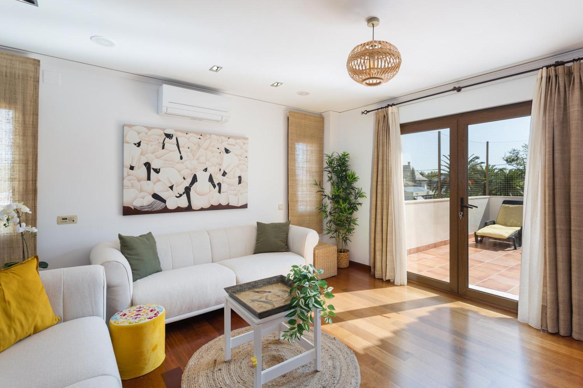 Resort Villa Luny غانديا المظهر الخارجي الصورة