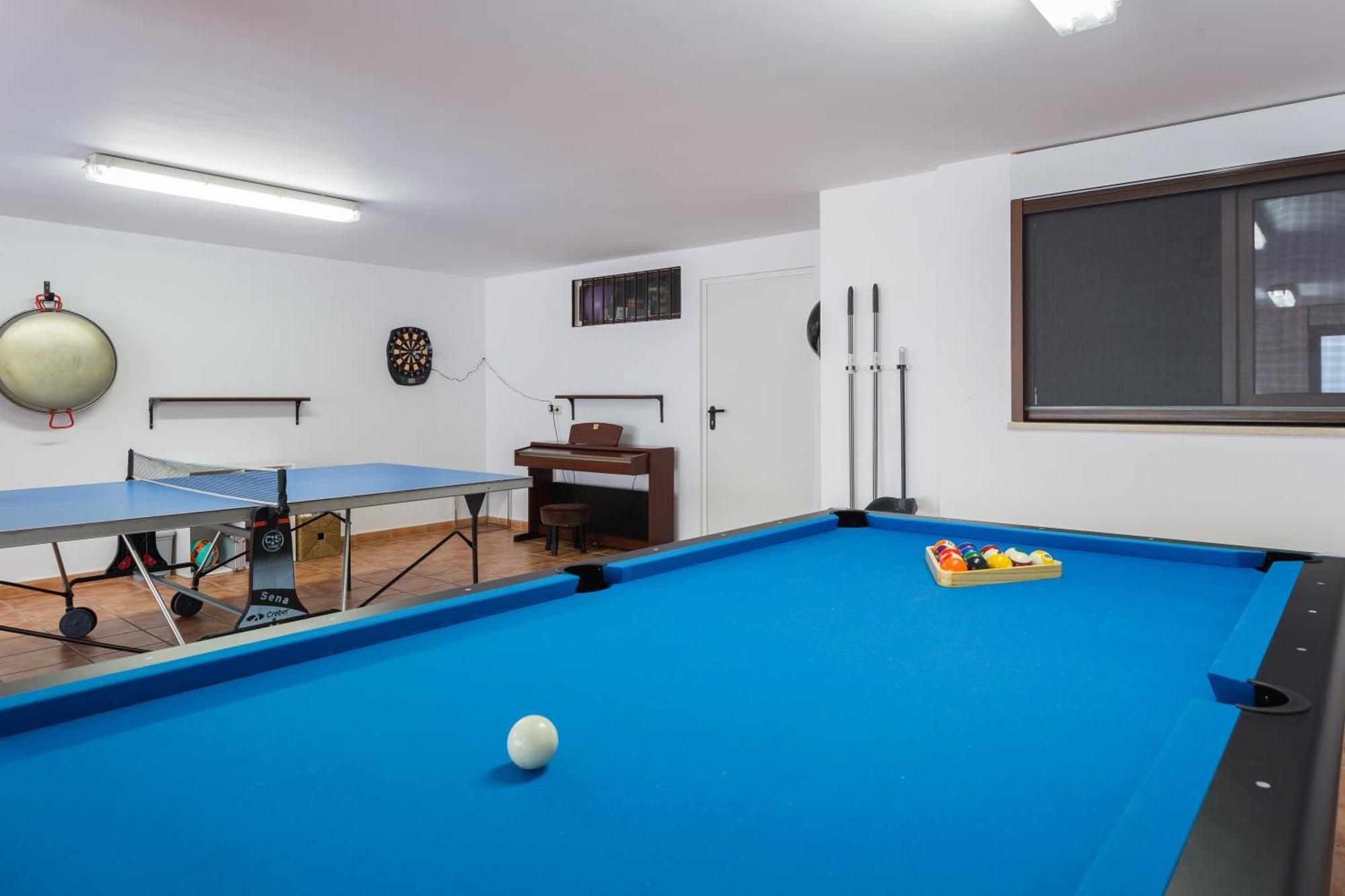 Resort Villa Luny غانديا المظهر الخارجي الصورة