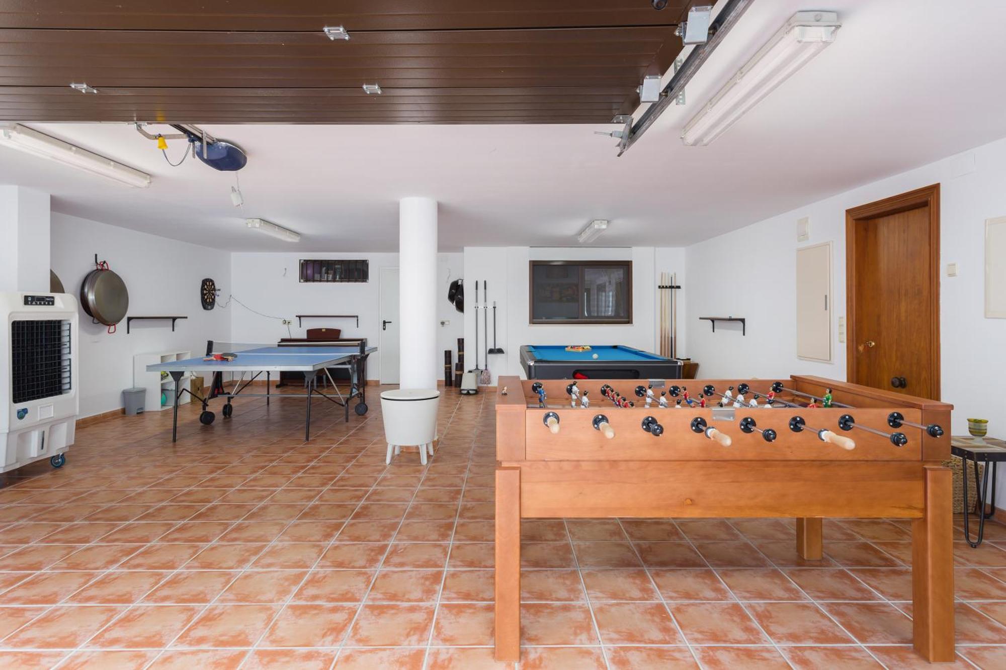 Resort Villa Luny غانديا المظهر الخارجي الصورة