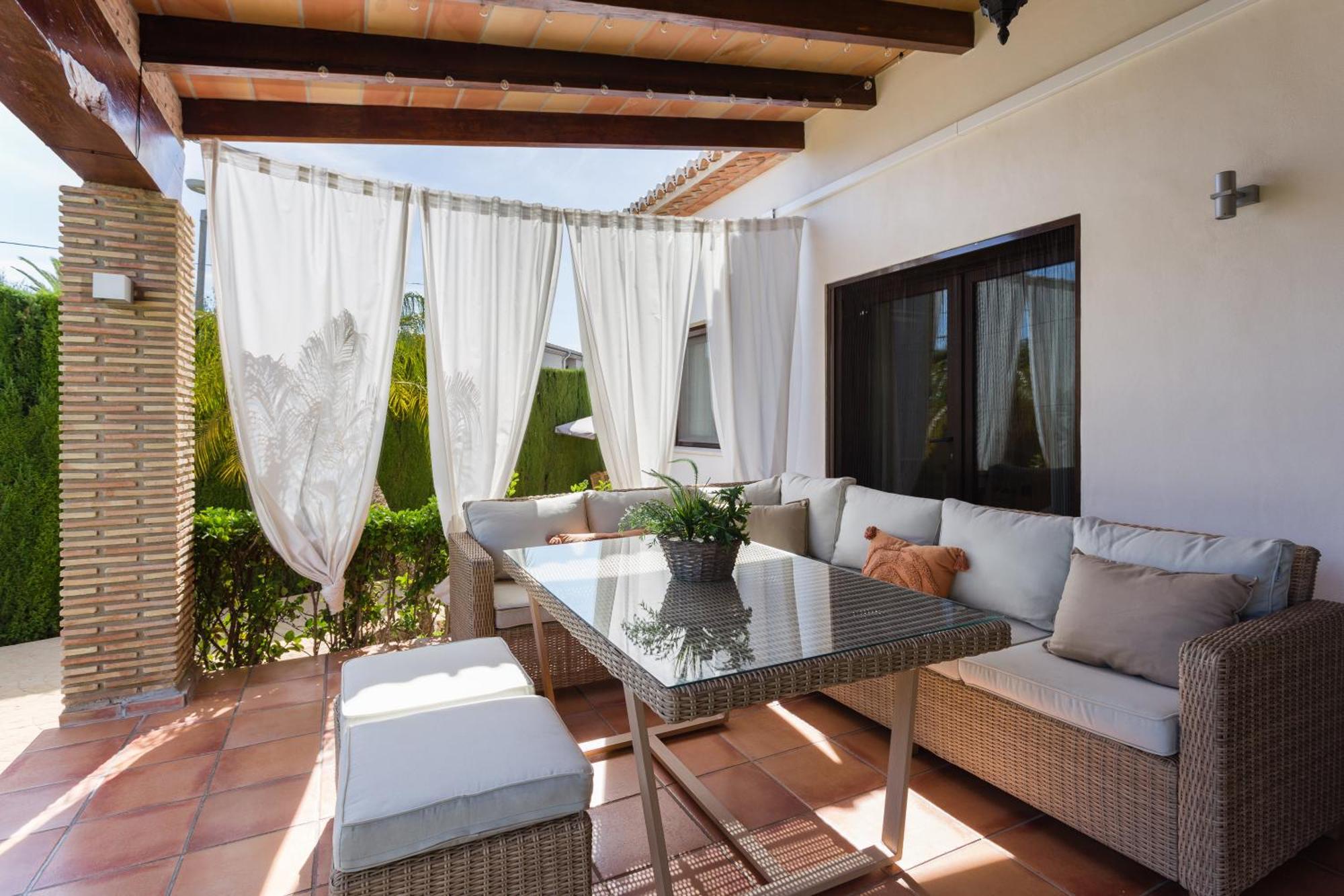 Resort Villa Luny غانديا المظهر الخارجي الصورة