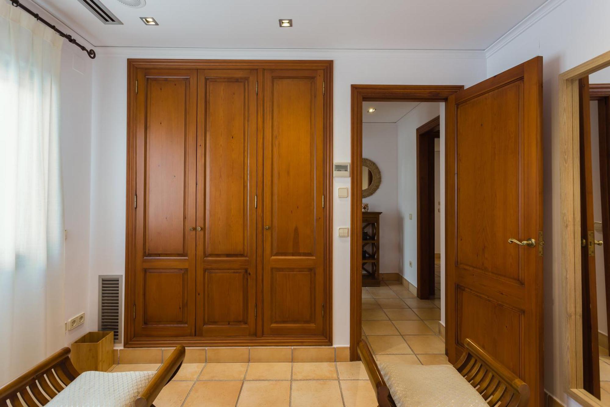 Resort Villa Luny غانديا المظهر الخارجي الصورة