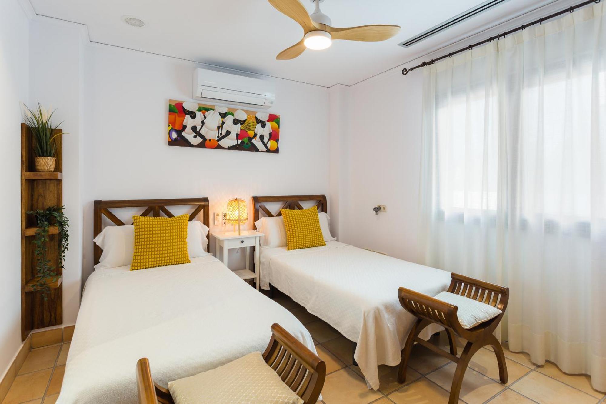 Resort Villa Luny غانديا المظهر الخارجي الصورة