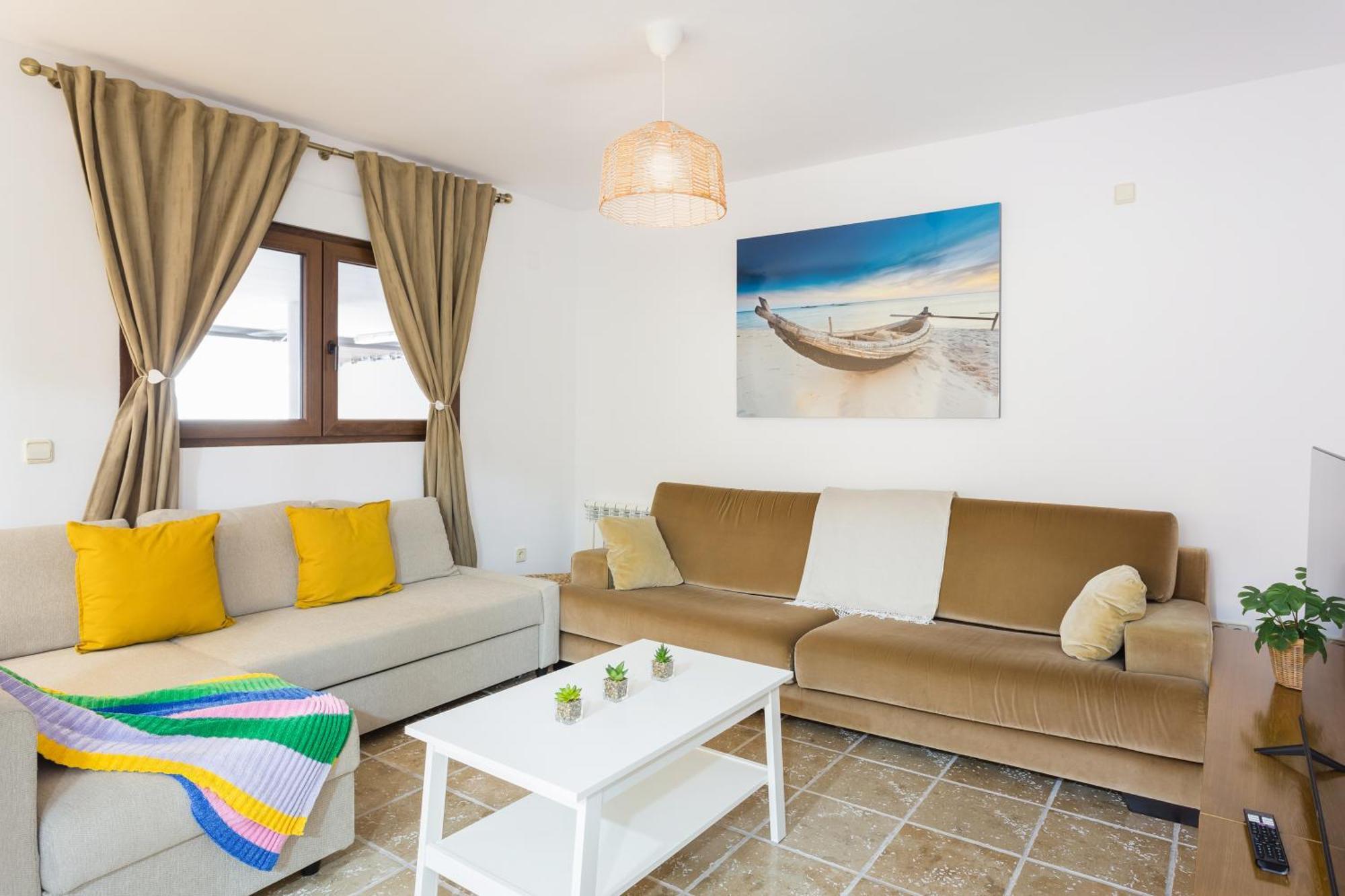 Resort Villa Luny غانديا المظهر الخارجي الصورة