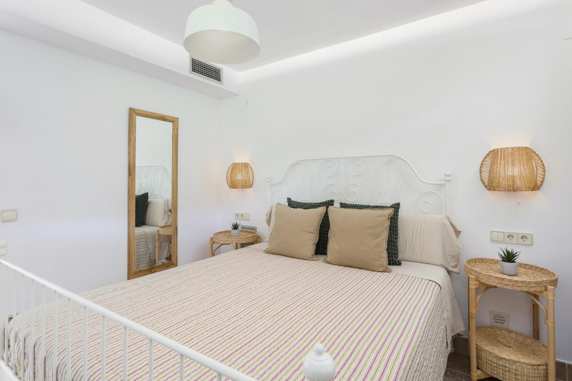 Resort Villa Luny غانديا المظهر الخارجي الصورة